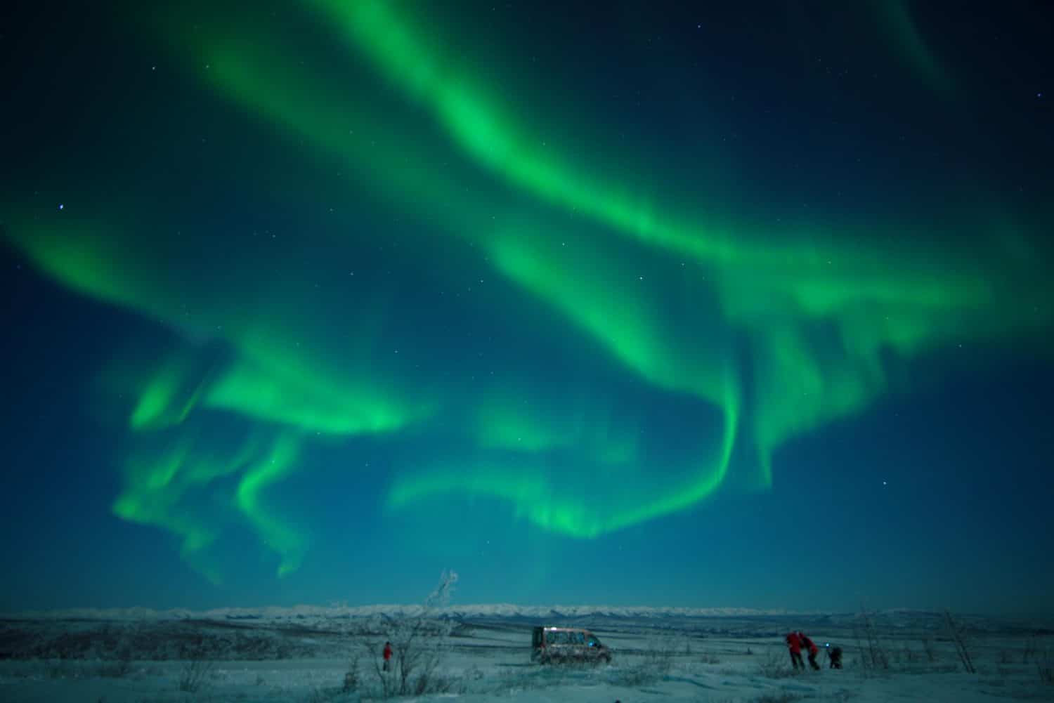 aurora-borealis-dempster-highway